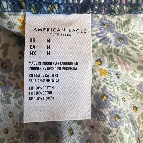 AE Oversized Resort Shirt Button Down Ditzy Floral Patchwork Pink Blue Size M - Picture 9 of 10